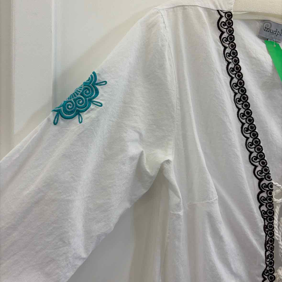 Mudpie Size M White Preloved Coverup