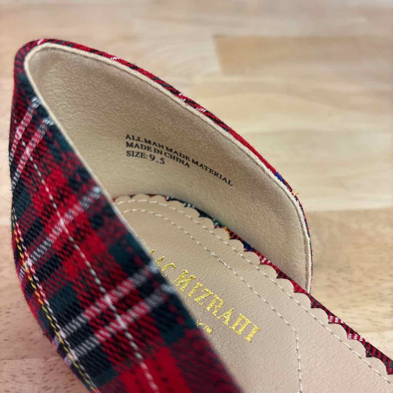 Isaac Mizrahi Size 9.5 Red Preloved Flats