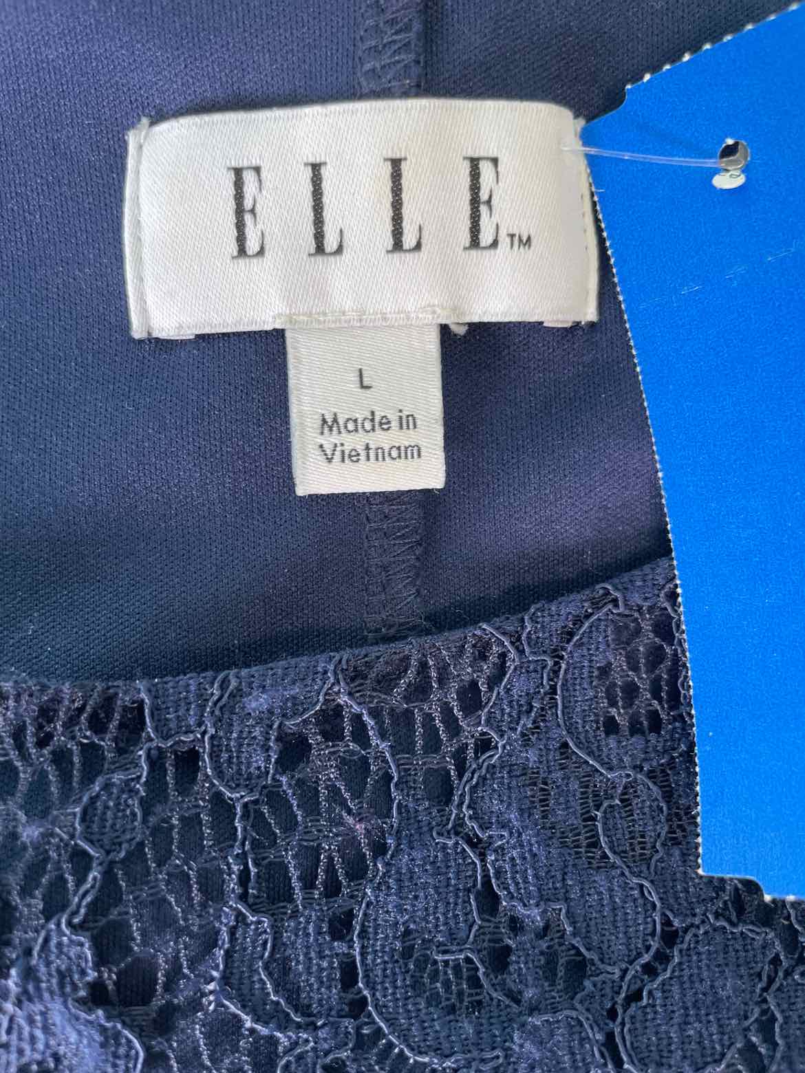Elle Size L Navy Blouse