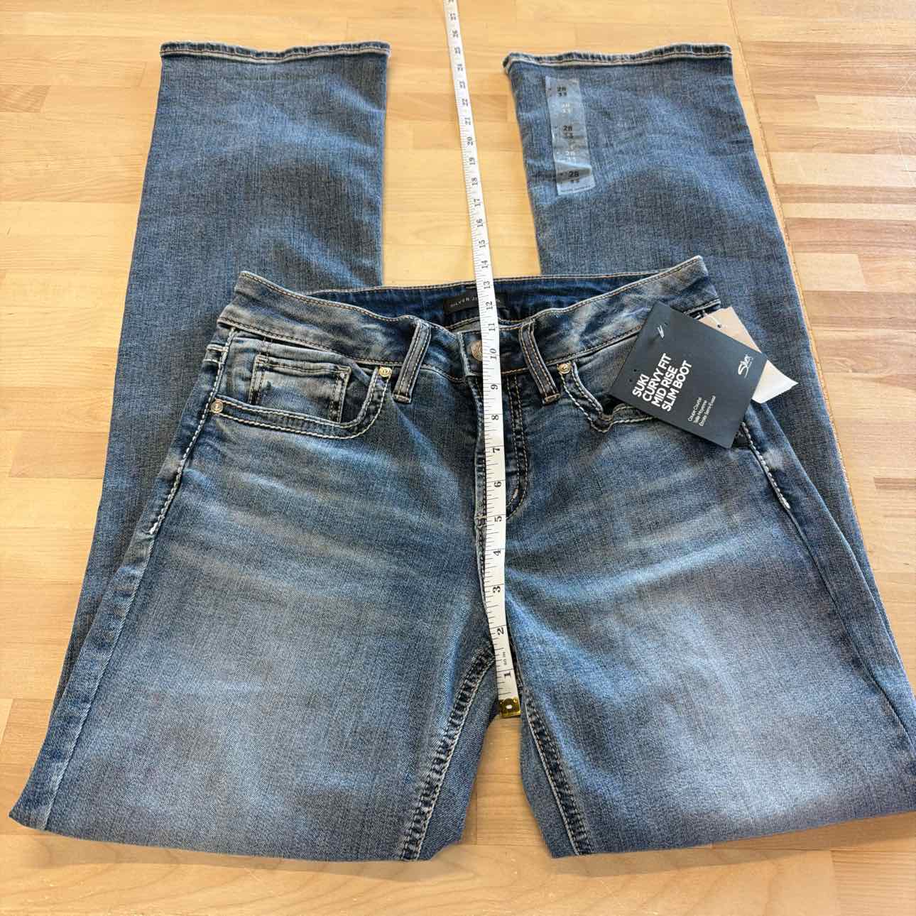 Silver Jean Co. Size 28 Blue Jeans