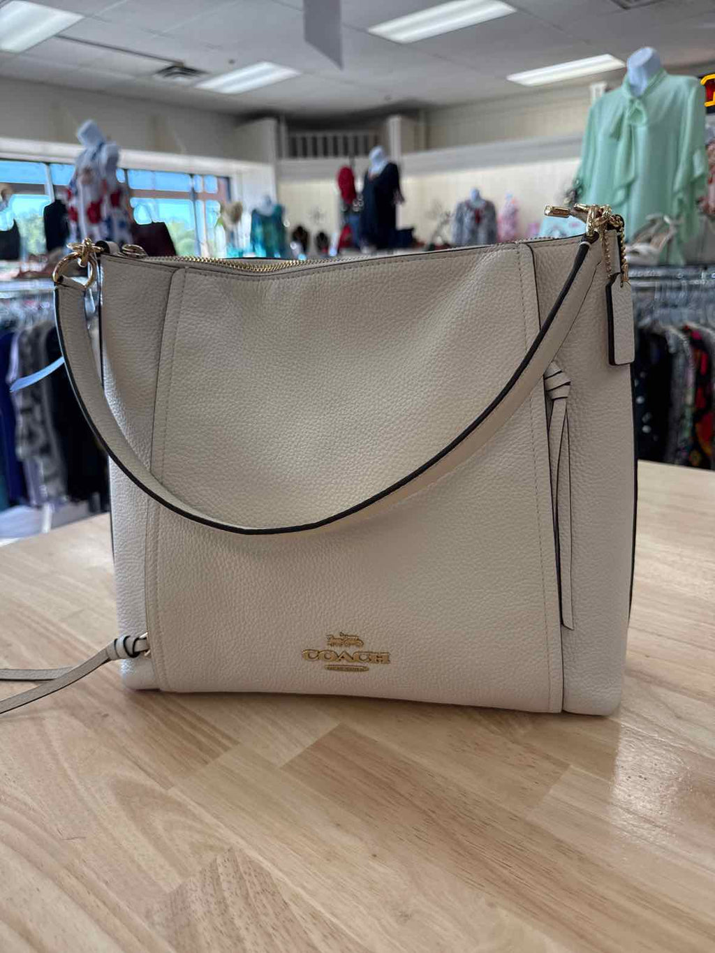 Coach White Pebbled Leather Preloved Handbag
