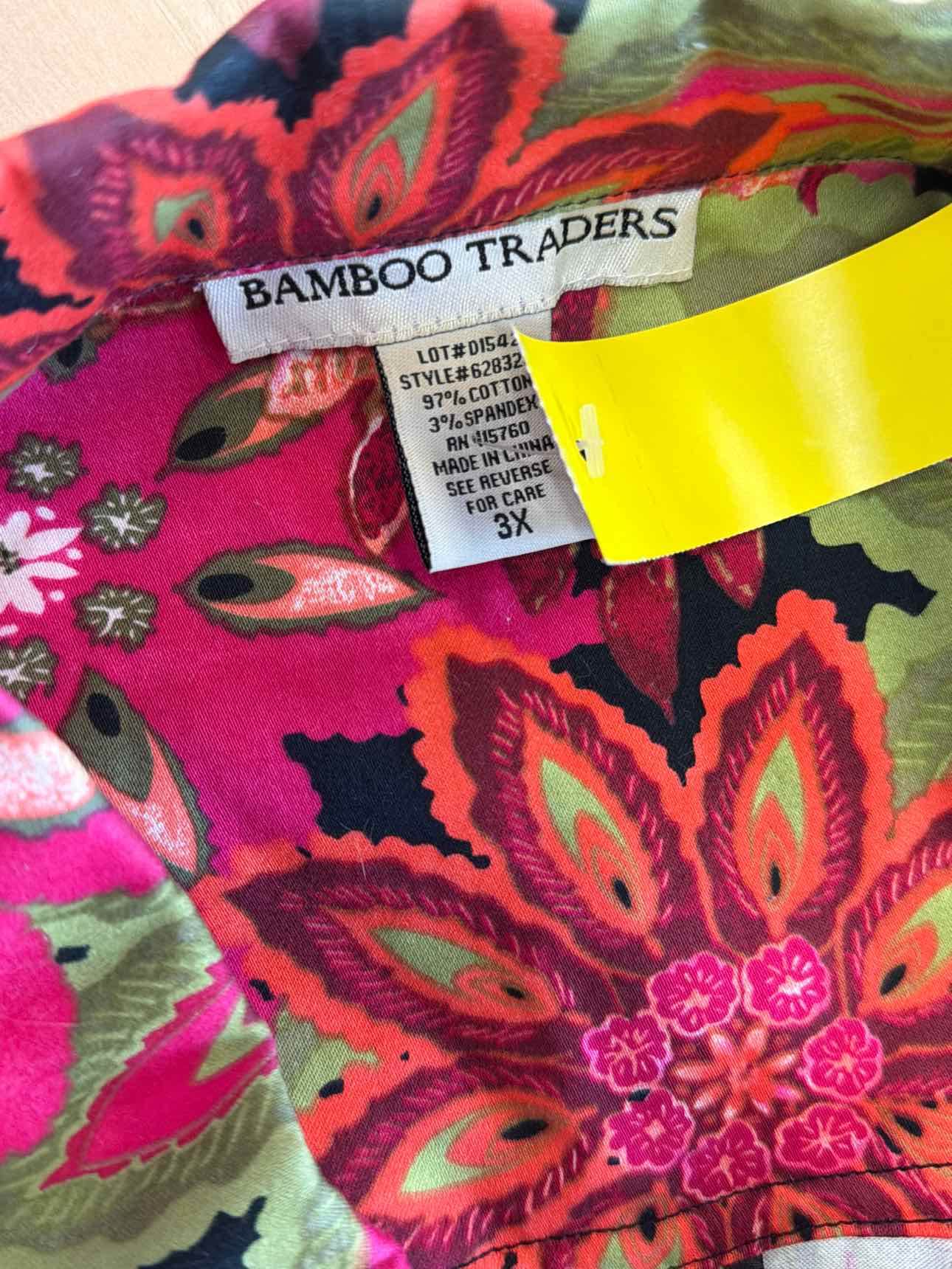 BambooTraders Size 3X Multi-Color Button Down Shirt