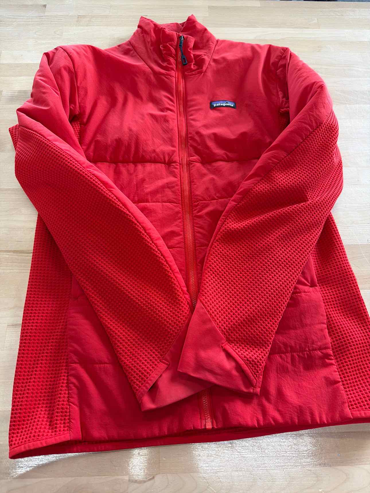 Patagonia Size M Red MENS Jacket