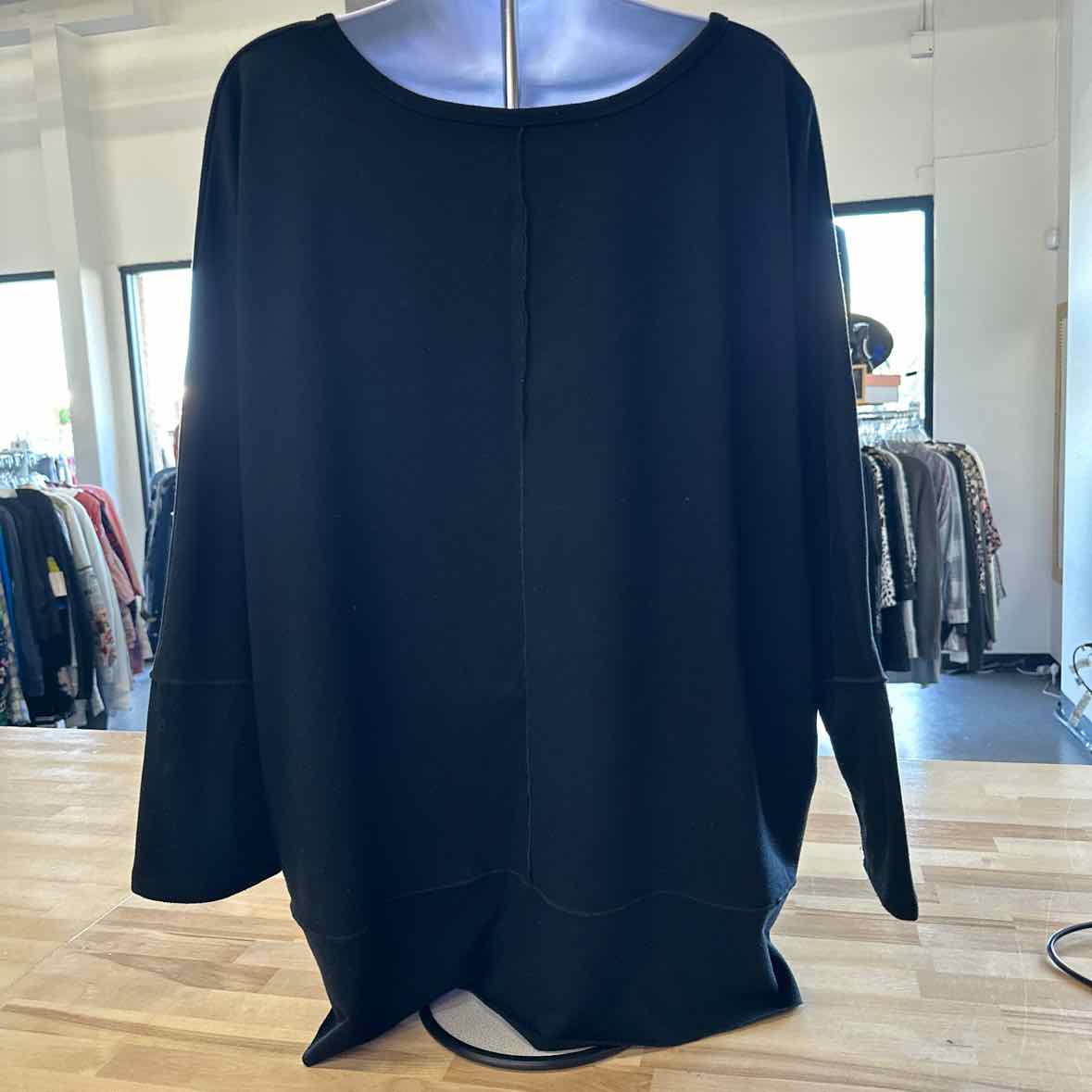 Spanx Size 1X Black Long Sleeve