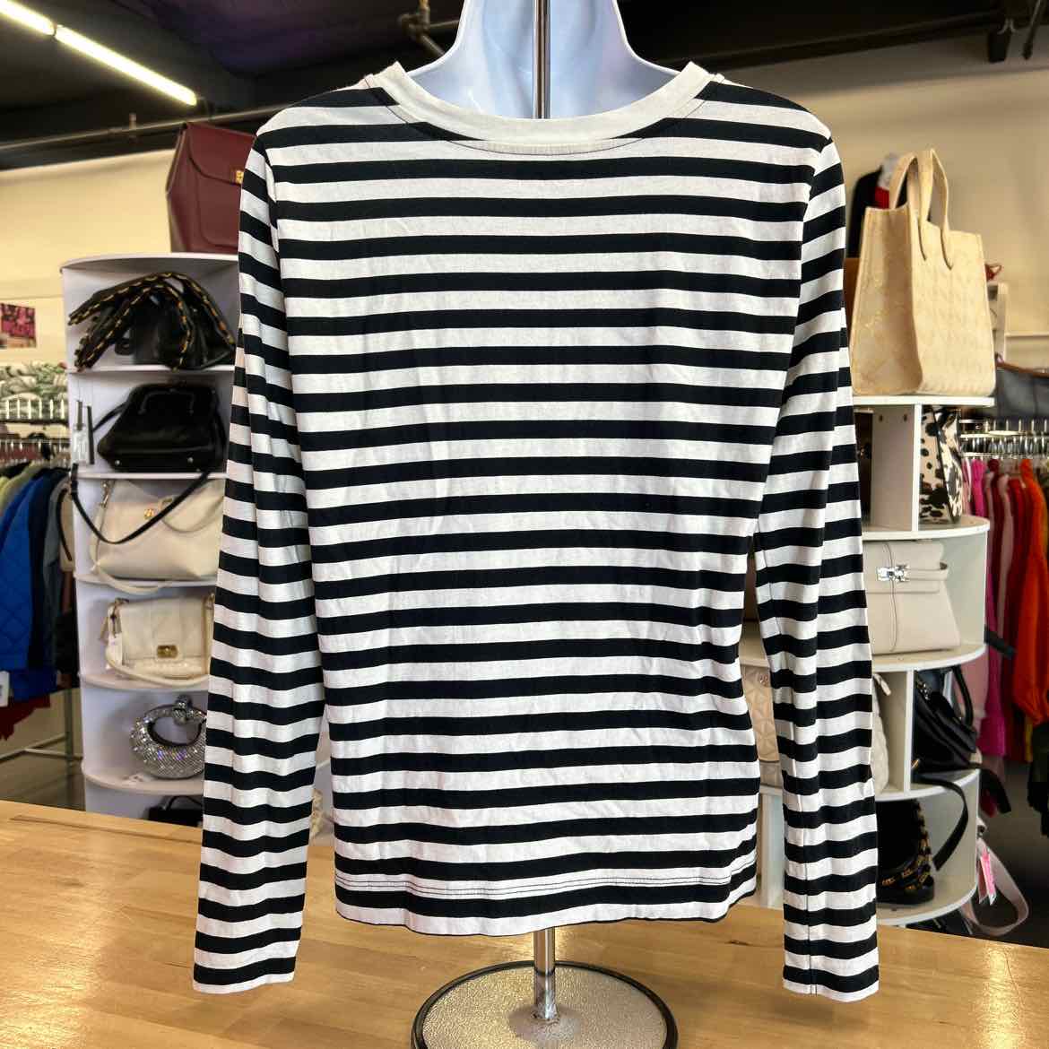 Loft Size S BLACK & WHITE Long Sleeve