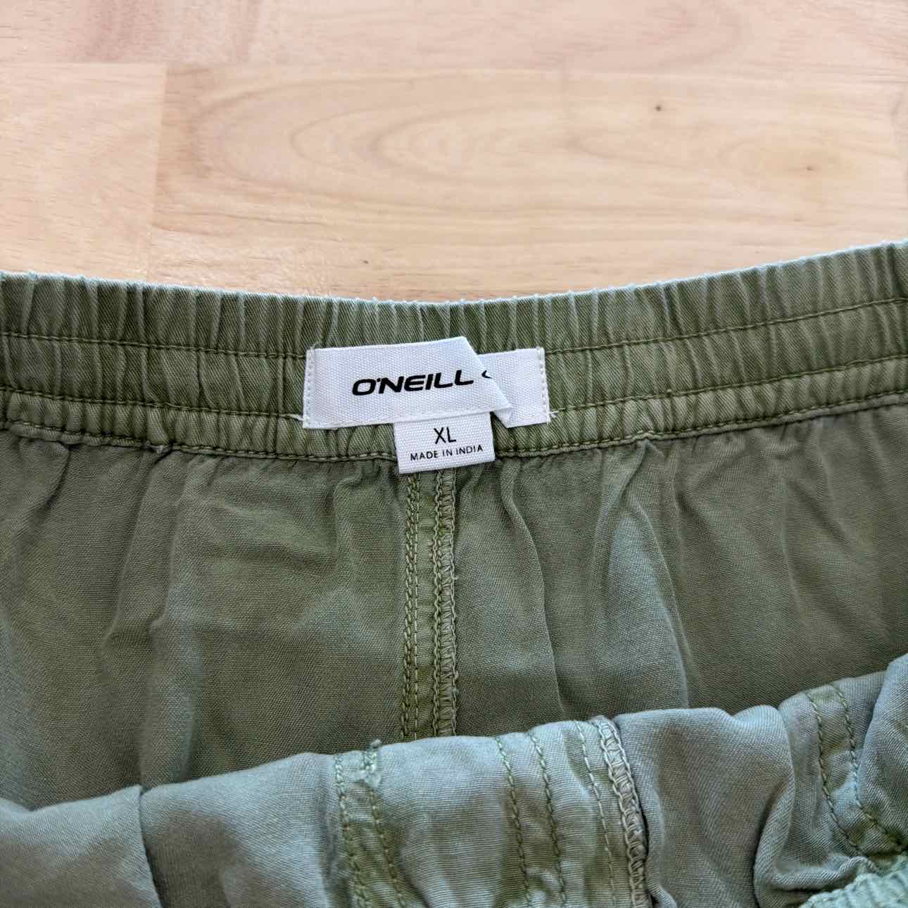 Oneill Women Size XL Green New Shorts