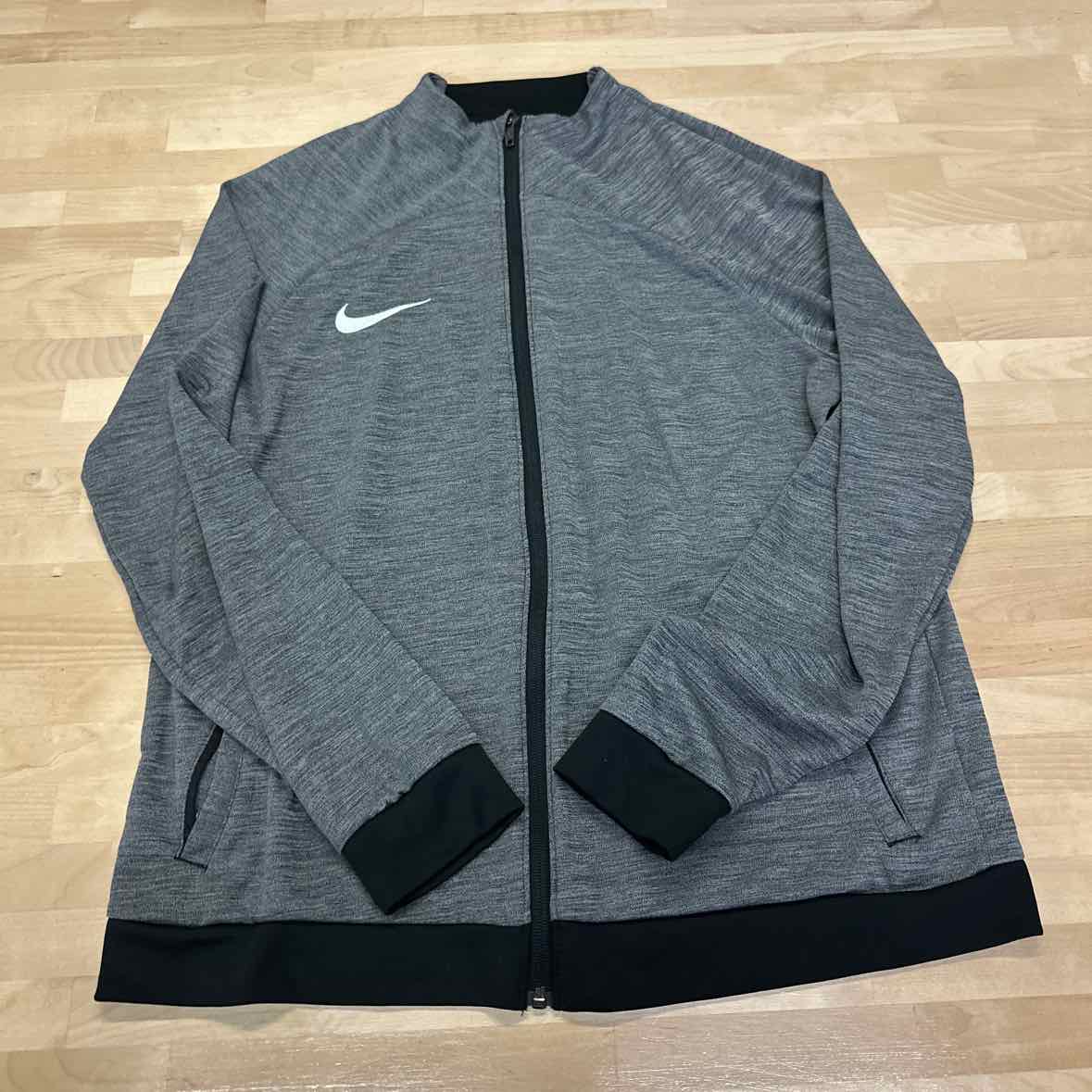 Nike Size L Gray MENS Athletic Jacket