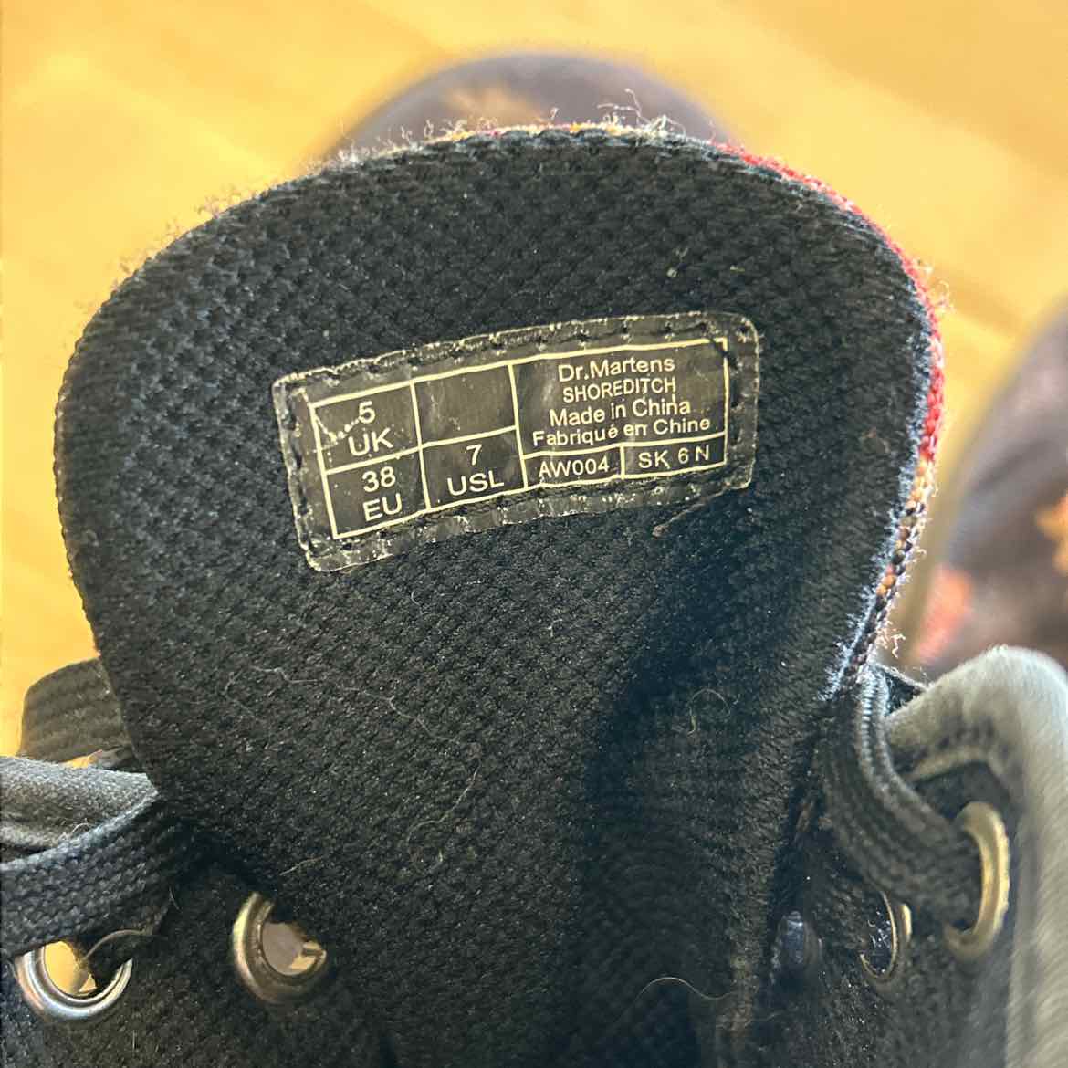 Dr Martens Size 7 Black/Pink Preloved Boots