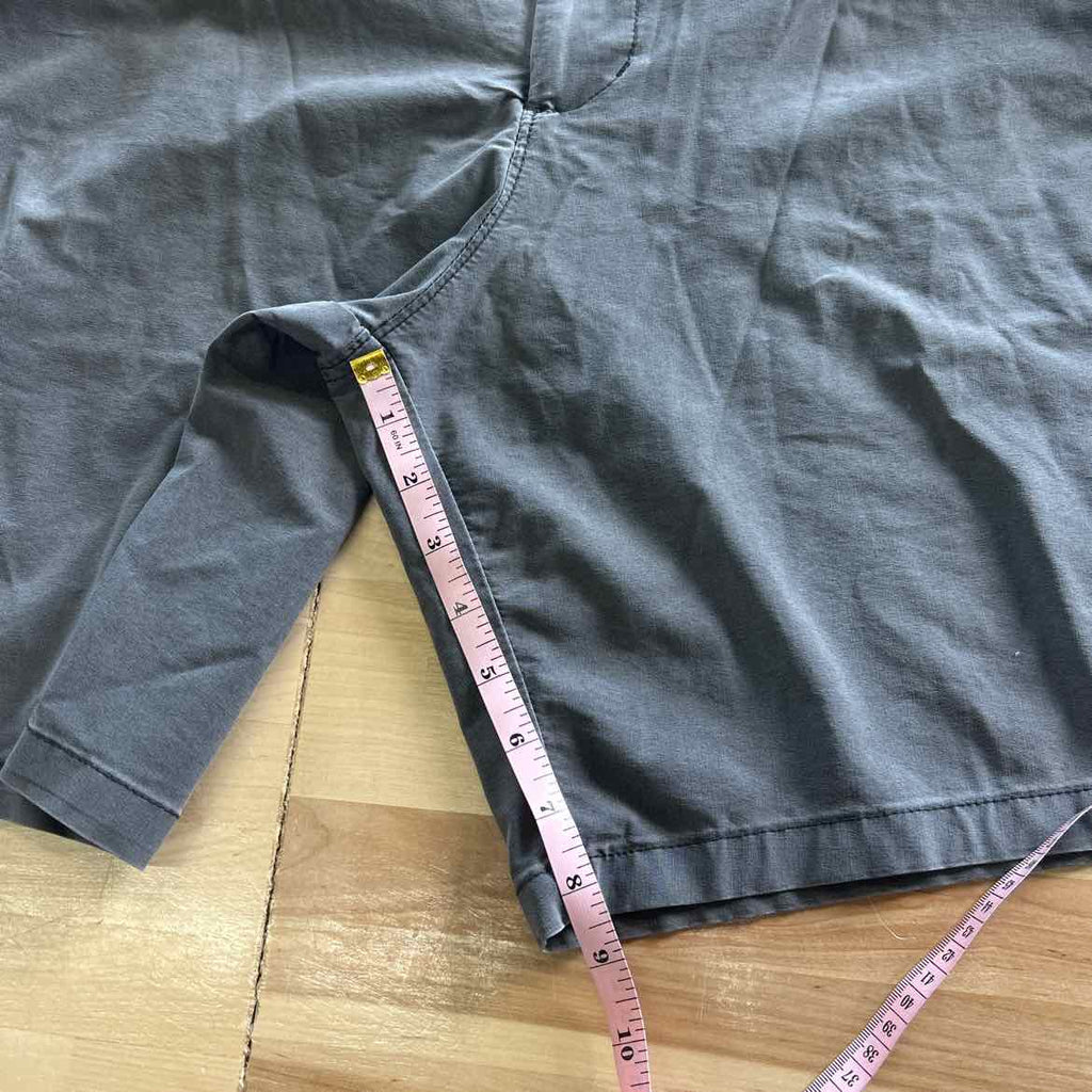 Swisstech Men's Size 40 Gray MENS Shorts