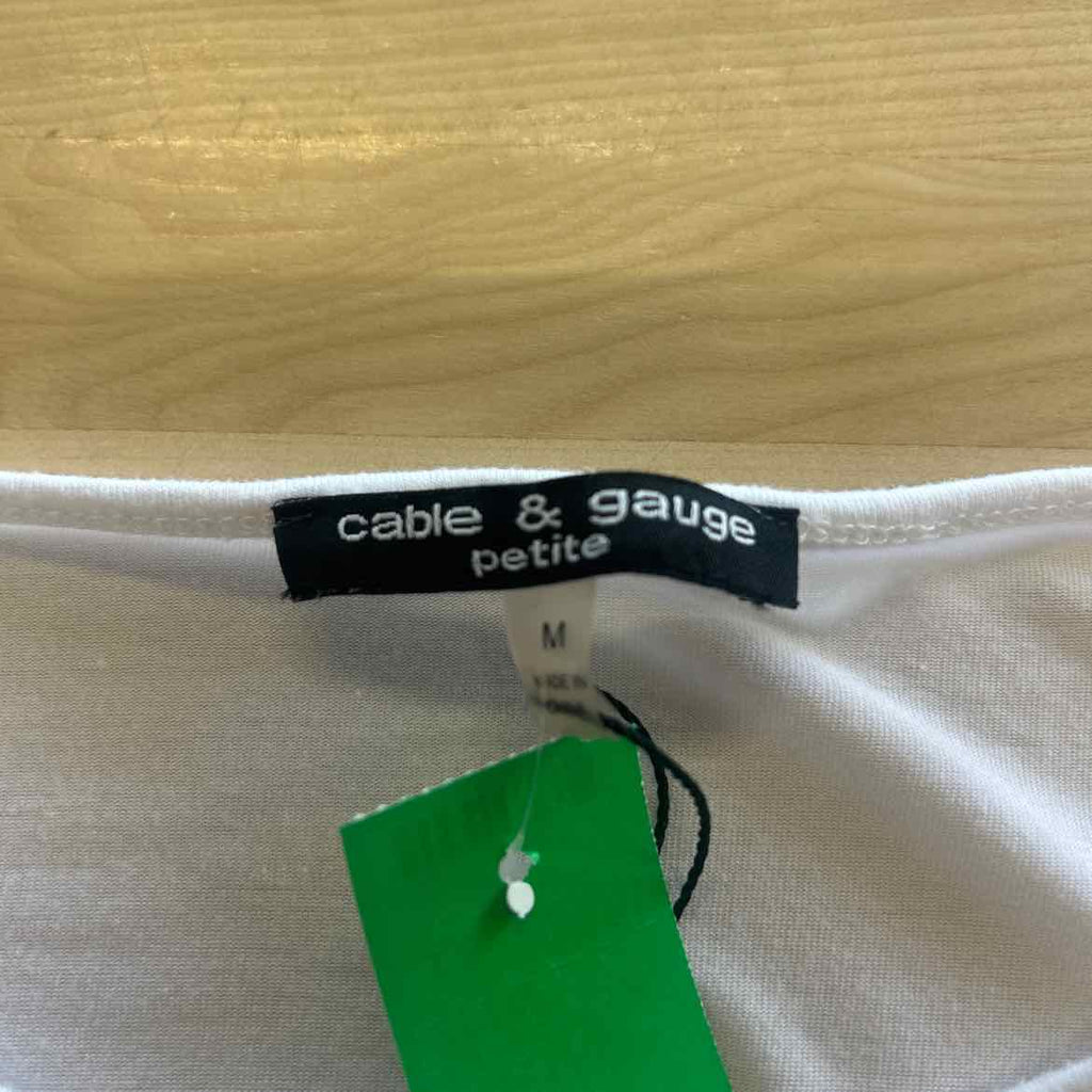 Cable & Gauge Size M Black White Pink Preloved Blouse SS