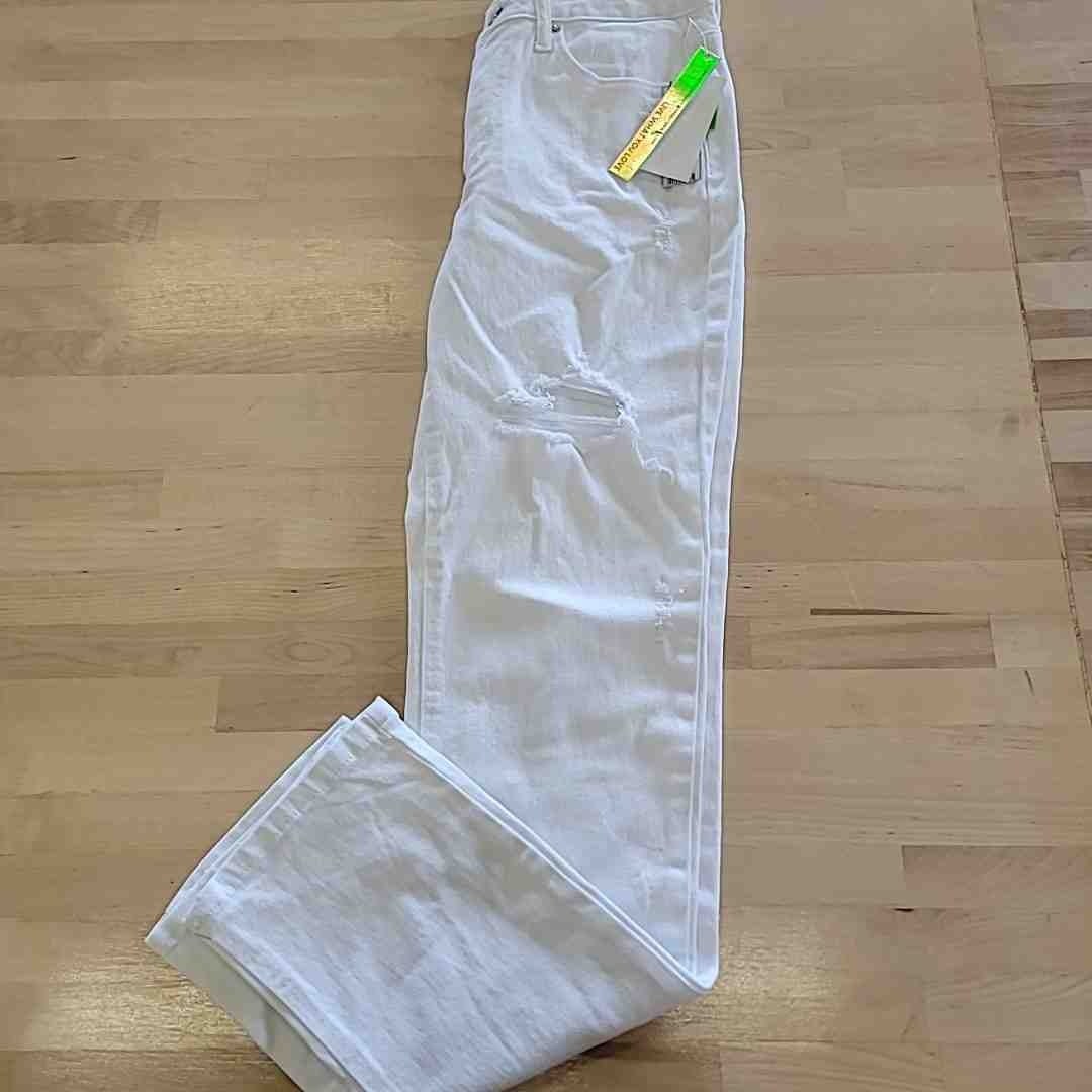 tinceltown Size 0 White  Relaxed Ripped High-Rise Straight-Leg Jeans  NWT