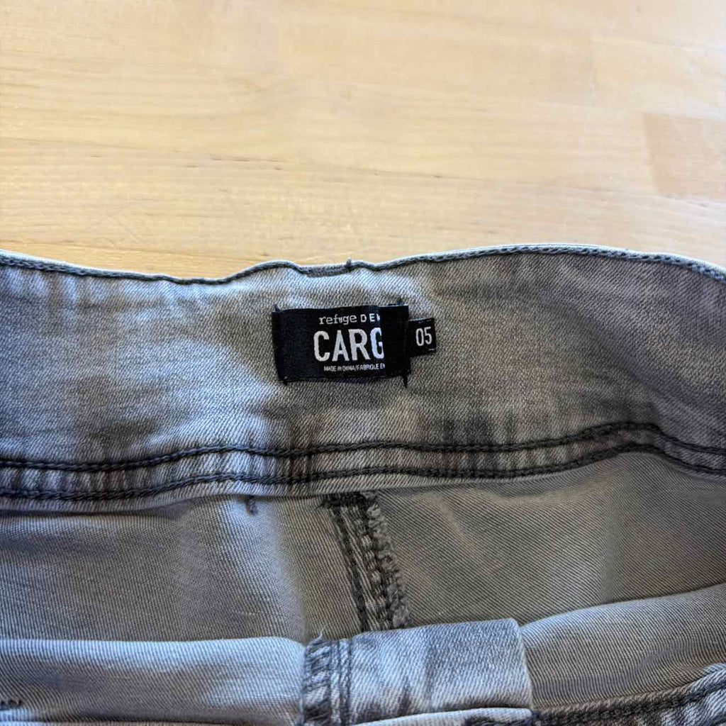 Refuge Women Size 5 Gray Preloved Shorts