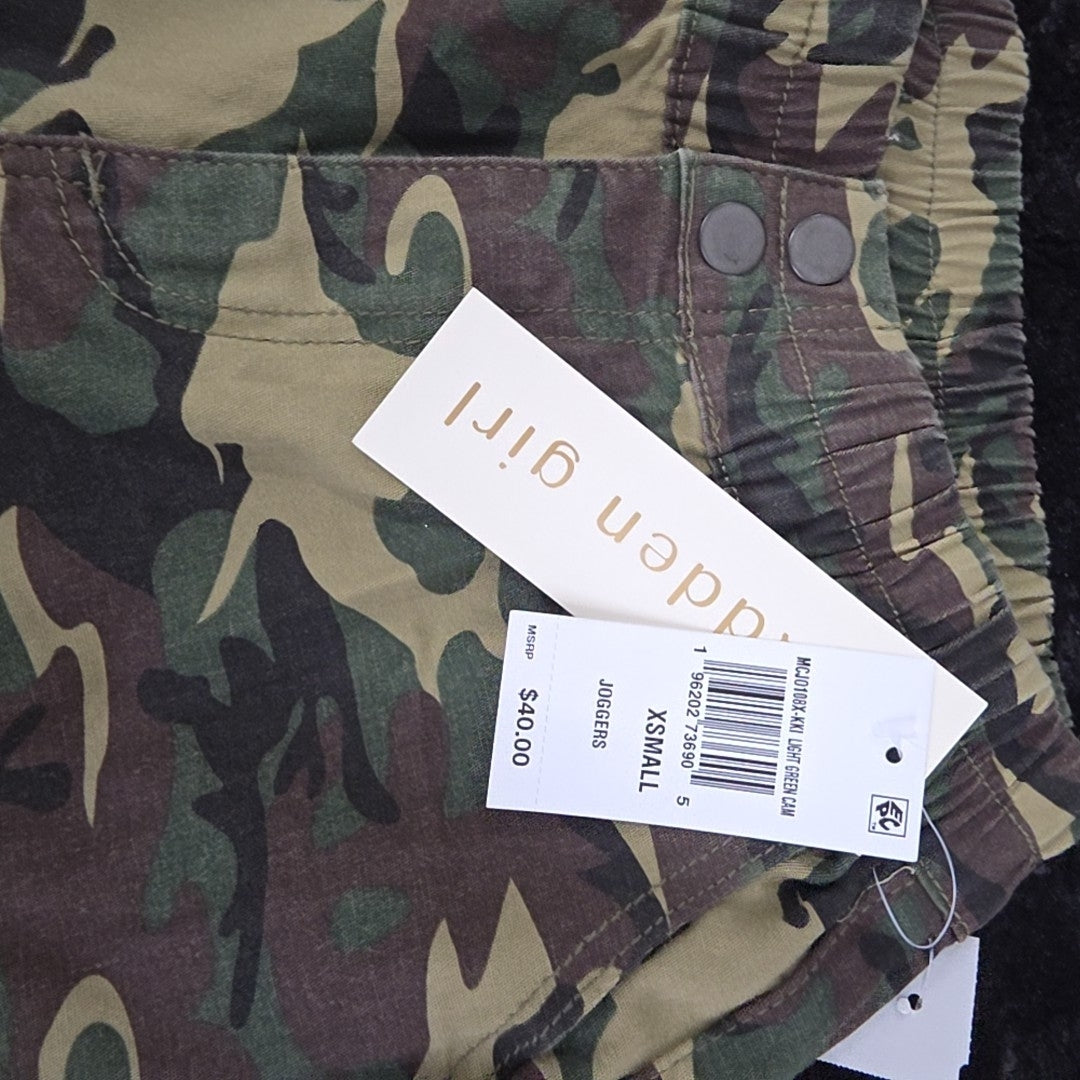 Madden Girl Size XS Green Pants