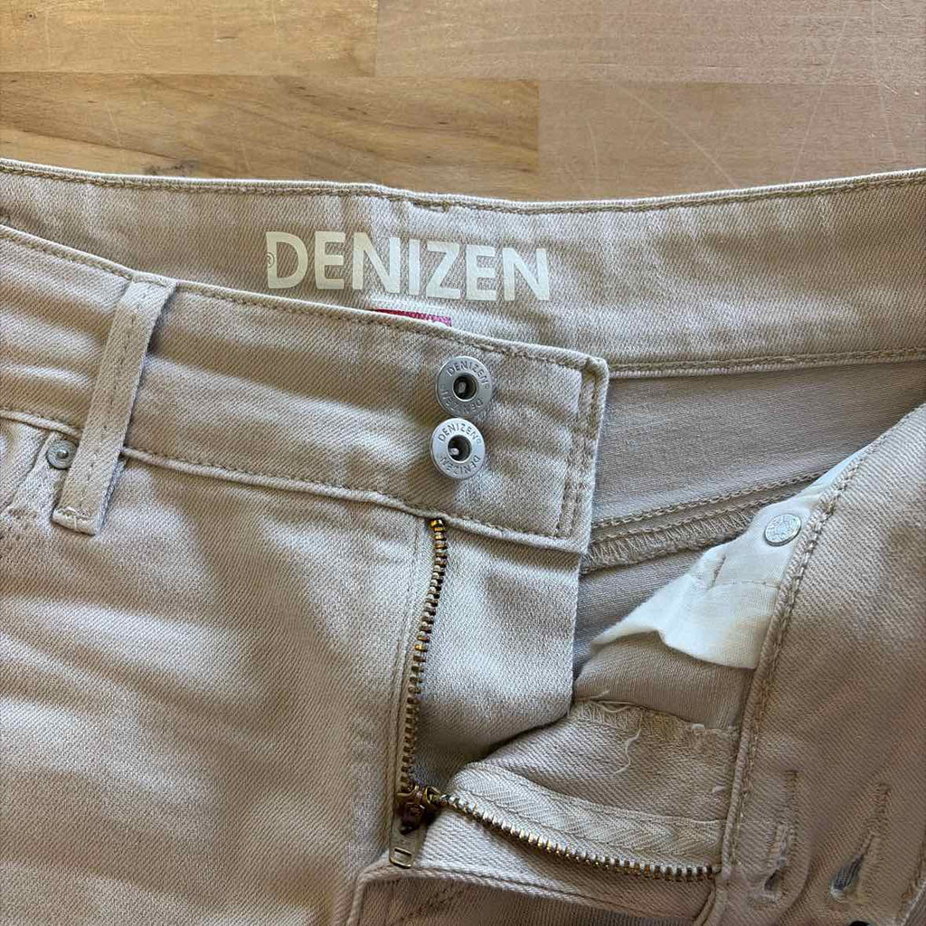 Levi's Women Size 2 Khaki Preloved Shorts