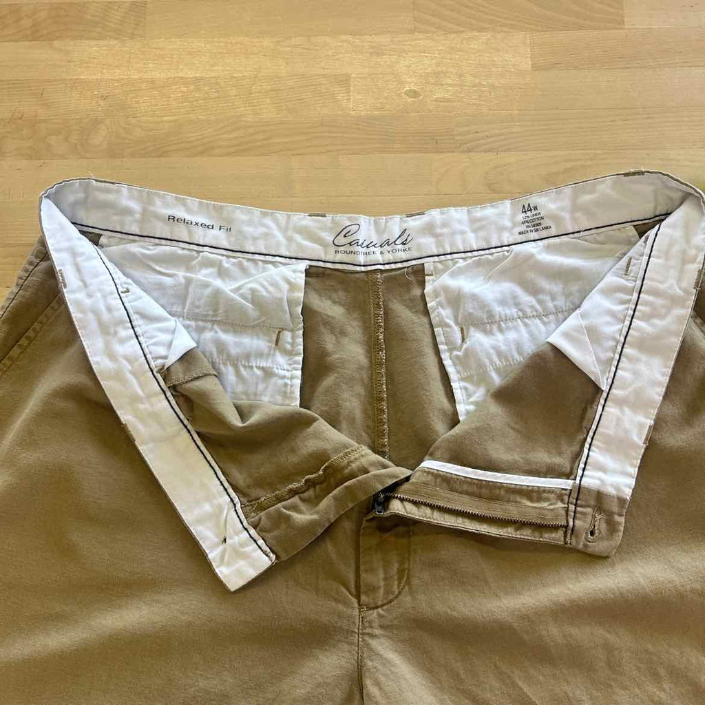 Roundtree Men's Size 44 Tan MENS Shorts