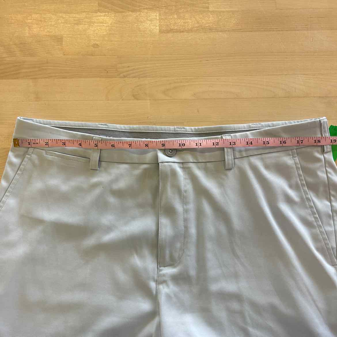 Roundtree Men's Size 38 Gray MENS Shorts