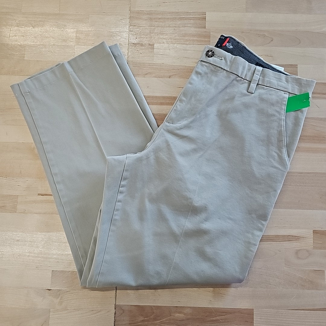 dockers MENS Size 36 Workday Classic-Fit Smart 360 FLEX Khaki Pants