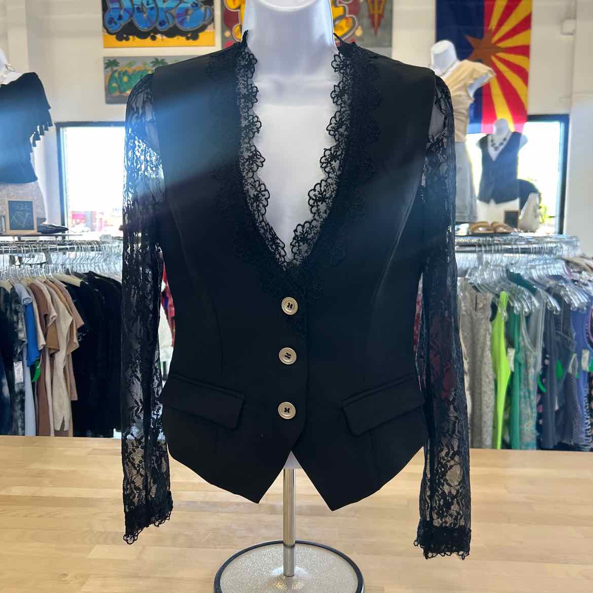 Futario Size XS Black Lace Jacket