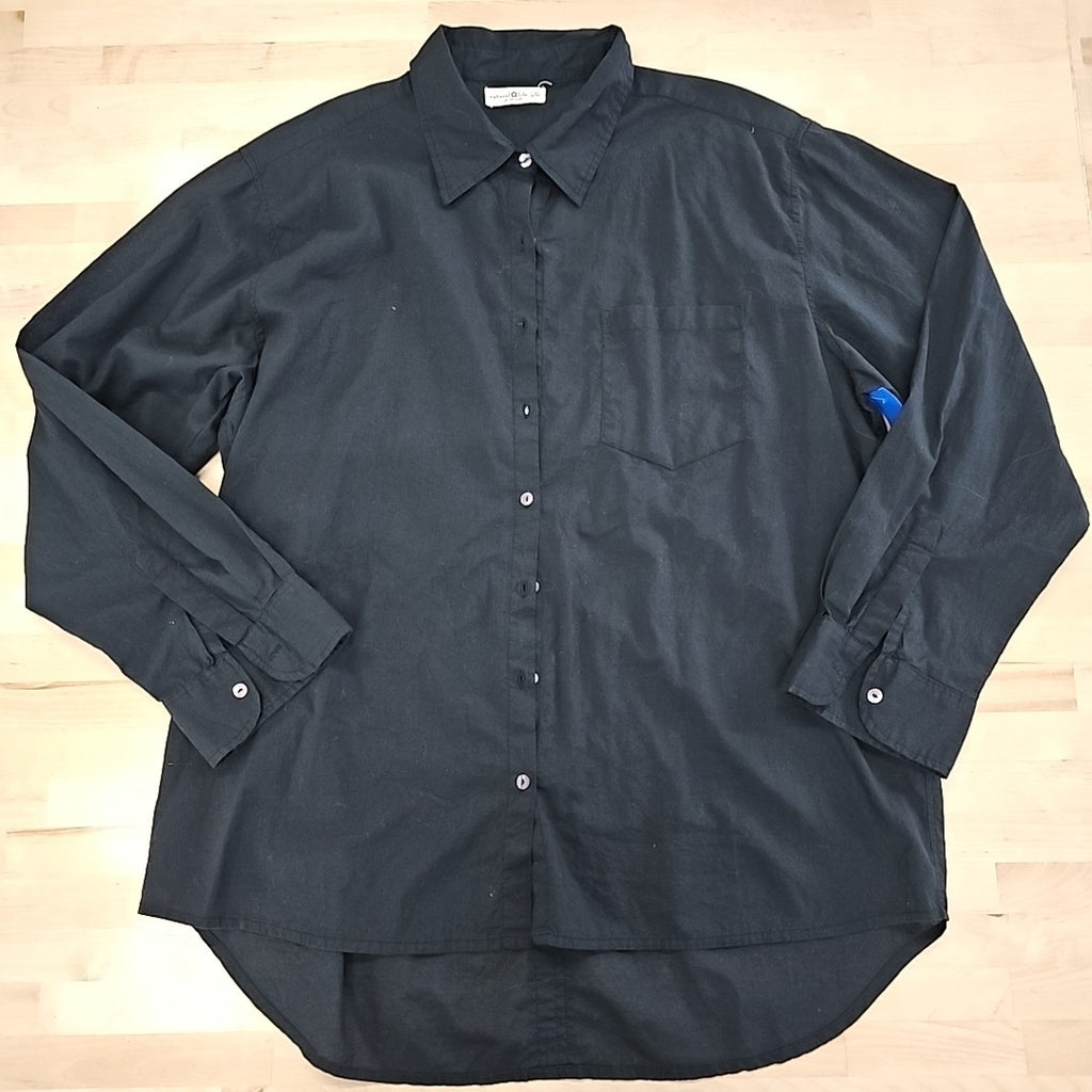 Natural Life Size XL Black Button Down Shirt
