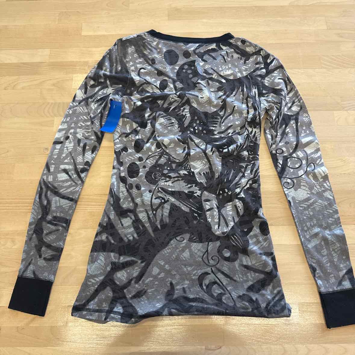 Daytrip Size S Gray Rhinestone Long Sleeve