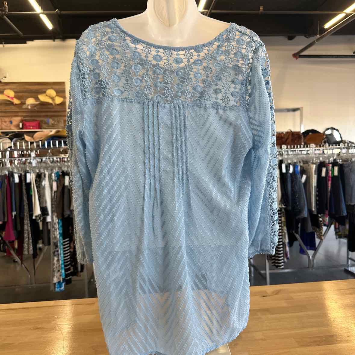 Bila Size M Blue Blouse