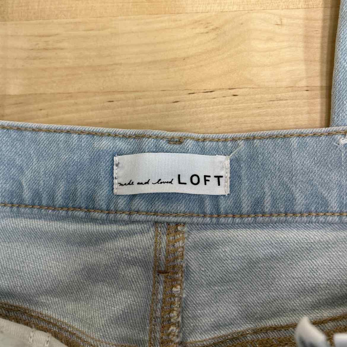 Loft Size 6 Blue Denim Preloved Jeans