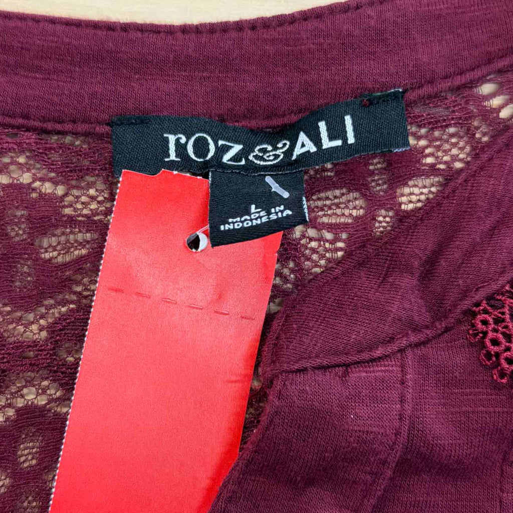 Roz & Ali Size L Burgundy Used Henley Style  Knit Top