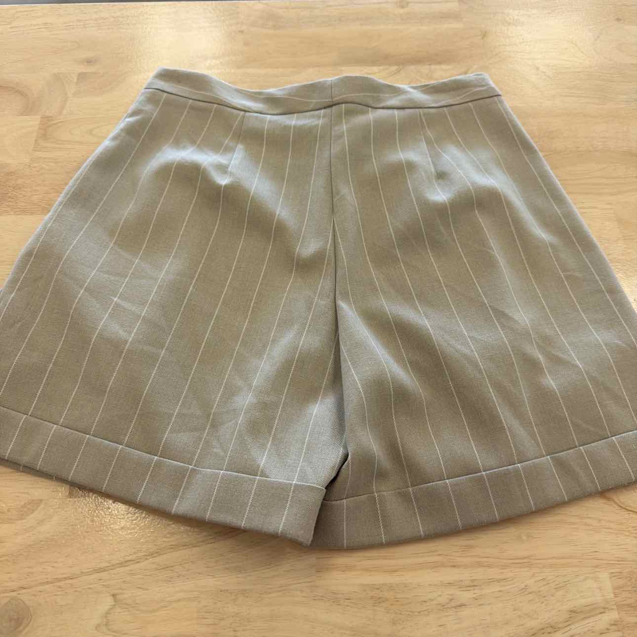 Boss by Hugo Boss Women Size 0 Tan New Shorts