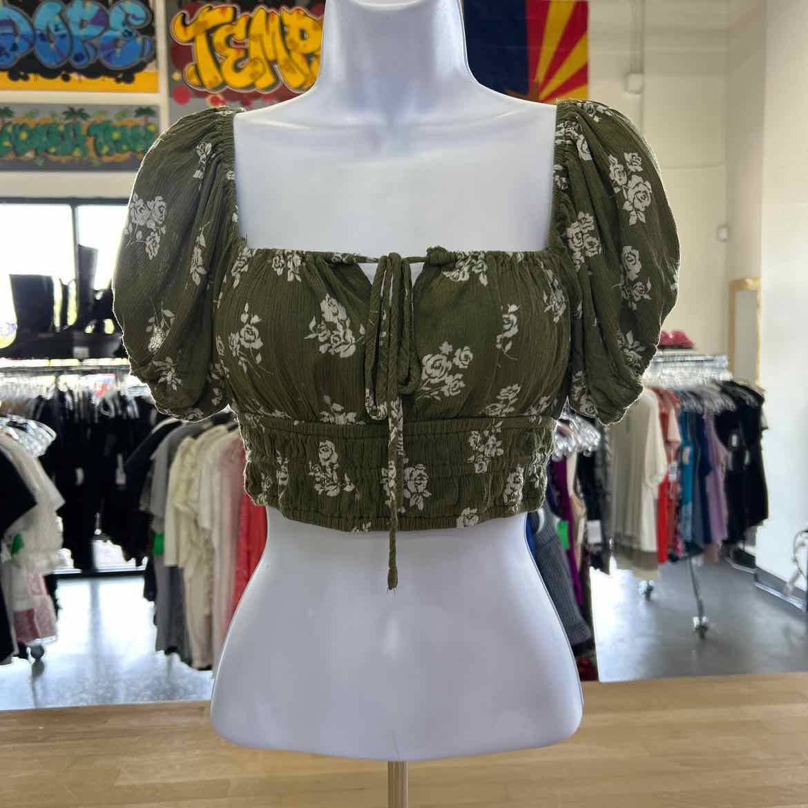 Just Found Size S Green Preloved 2 pc Dress Set