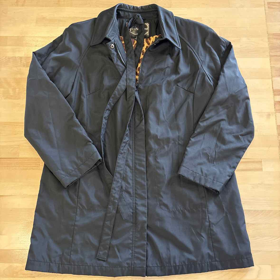 Gallery Size PL Black Jacket