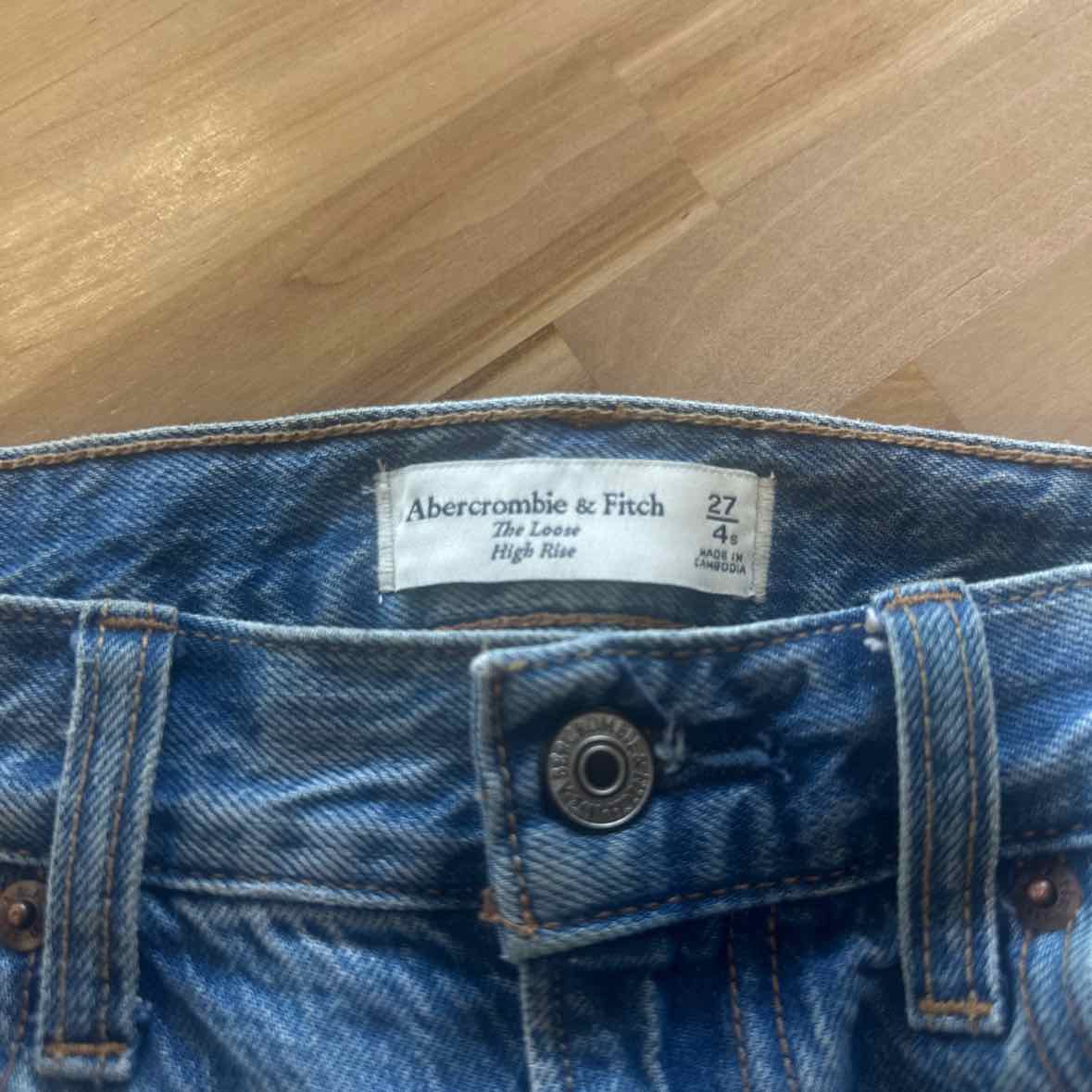 Abercrombie & Fitch Size 4 Blue Denim Jeans