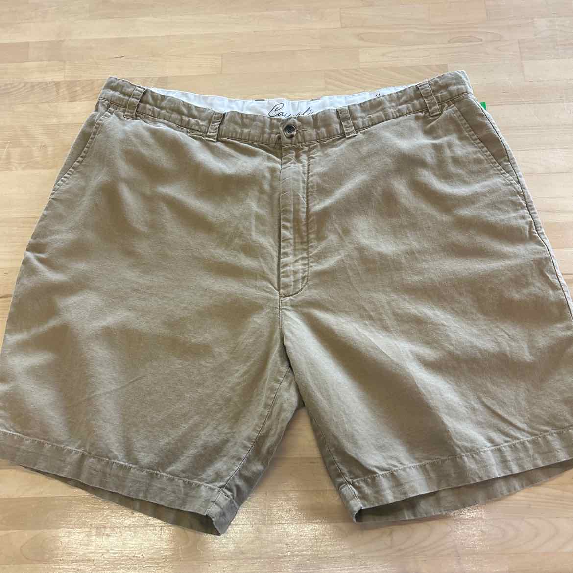 Roundtree Men's Size 44 Tan MENS Shorts