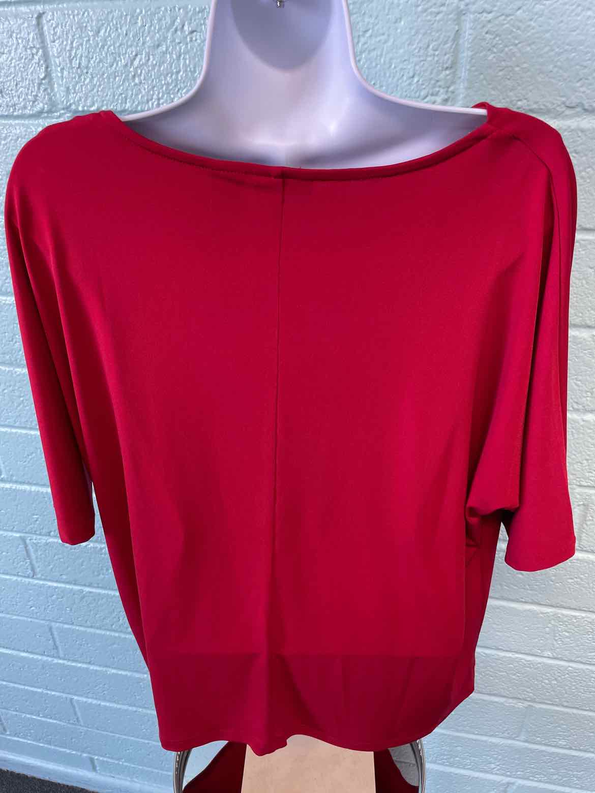 Tahari Size M Red Blouse