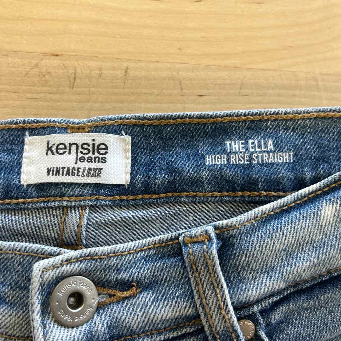 Kensie Size 4 Blue Denim Preloved Jeans