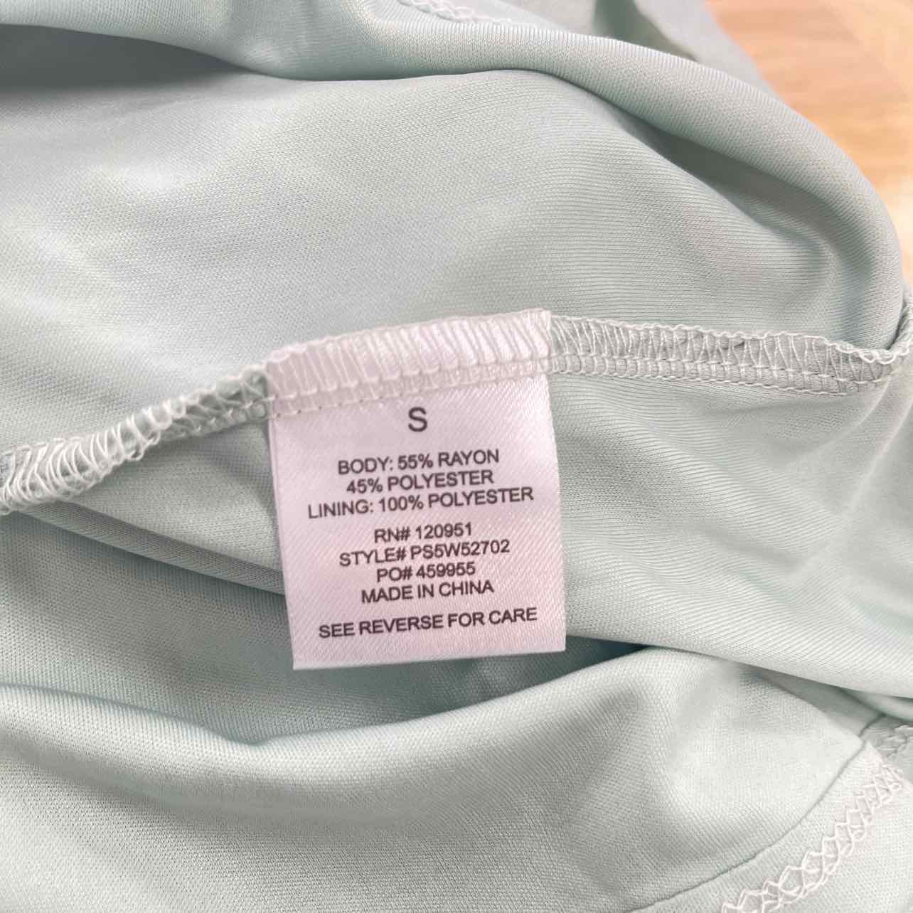 pink rose Size S Mint green New Dress
