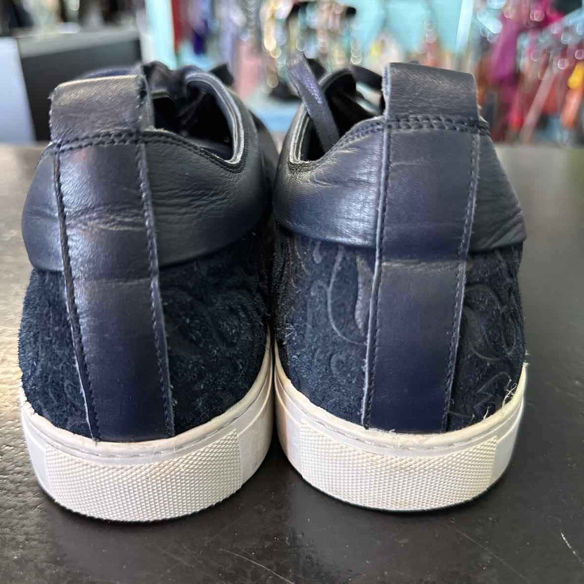 Robert Graham Size 8 Blue leather and Suede Swirl Sneakers