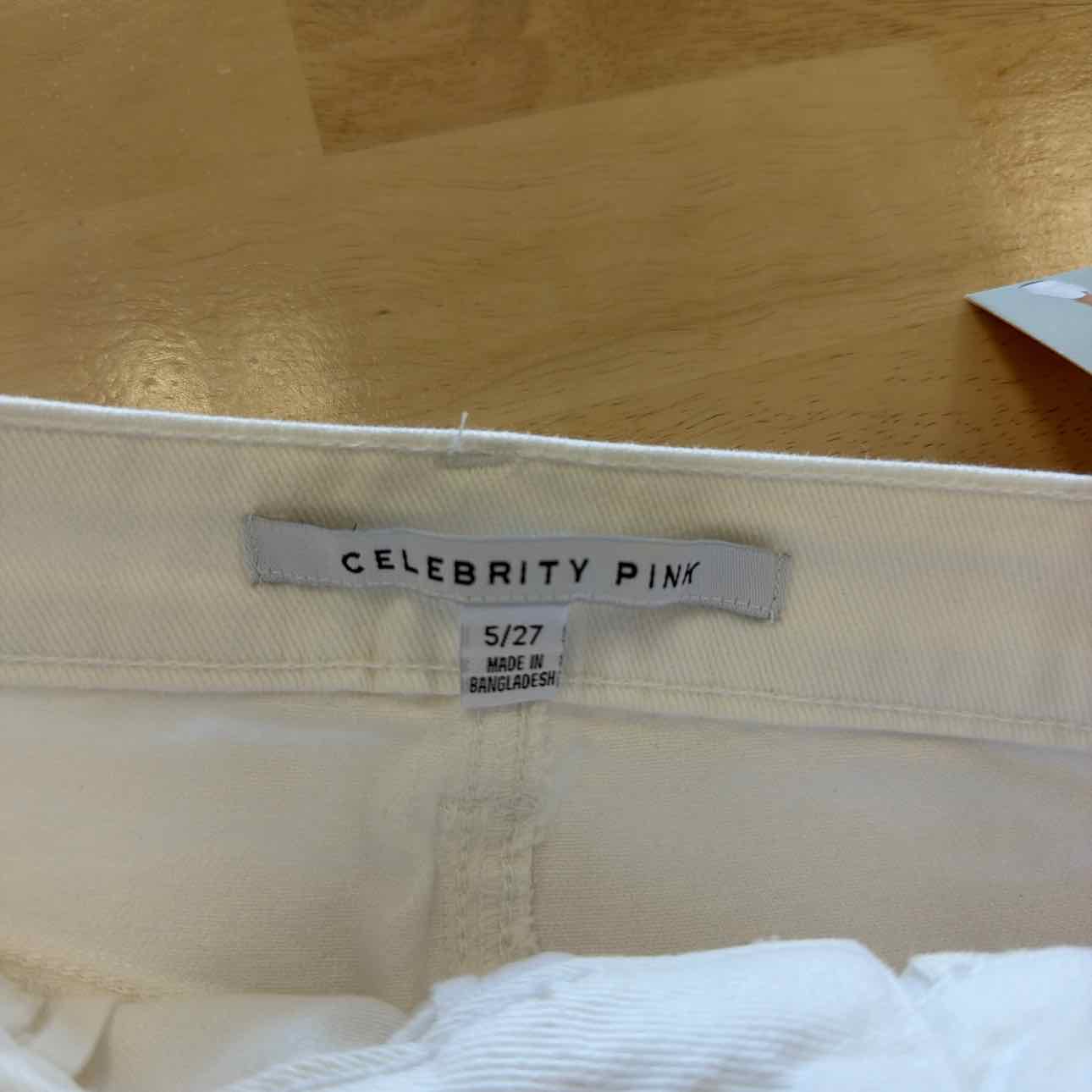 Celebrity pink Women Size 5  White New Shorts  High-Rise Curvy Denim Shorts