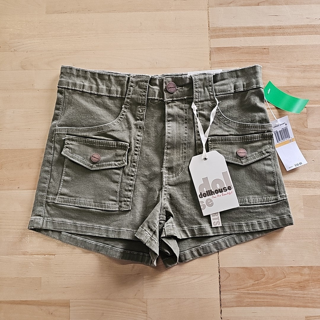 Dollhouse Juniors' High Rise Cargo Shorts - Army Green - 7/8