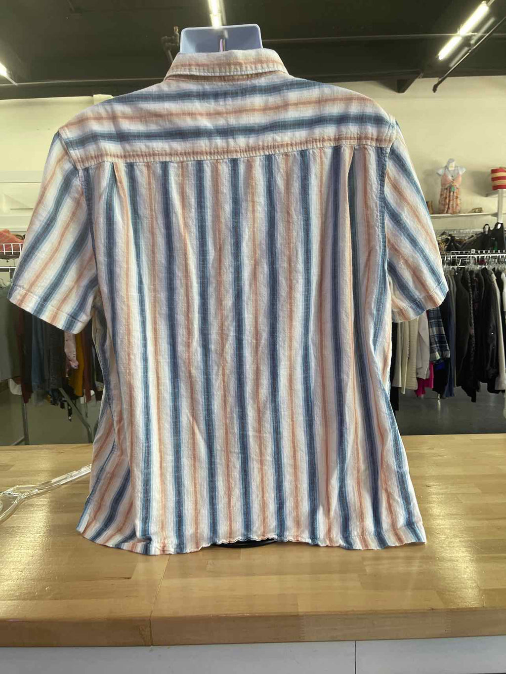 Lucky Brand Size XL Tan MENS Button Down Shirt