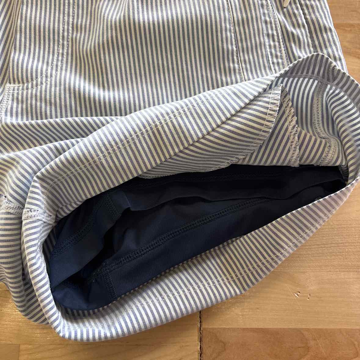 Size M Blue White MENS Athletic Shorts