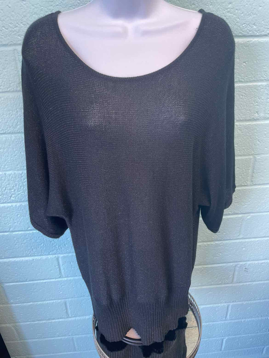 Cable & Gauge Size PXL Black Sweater