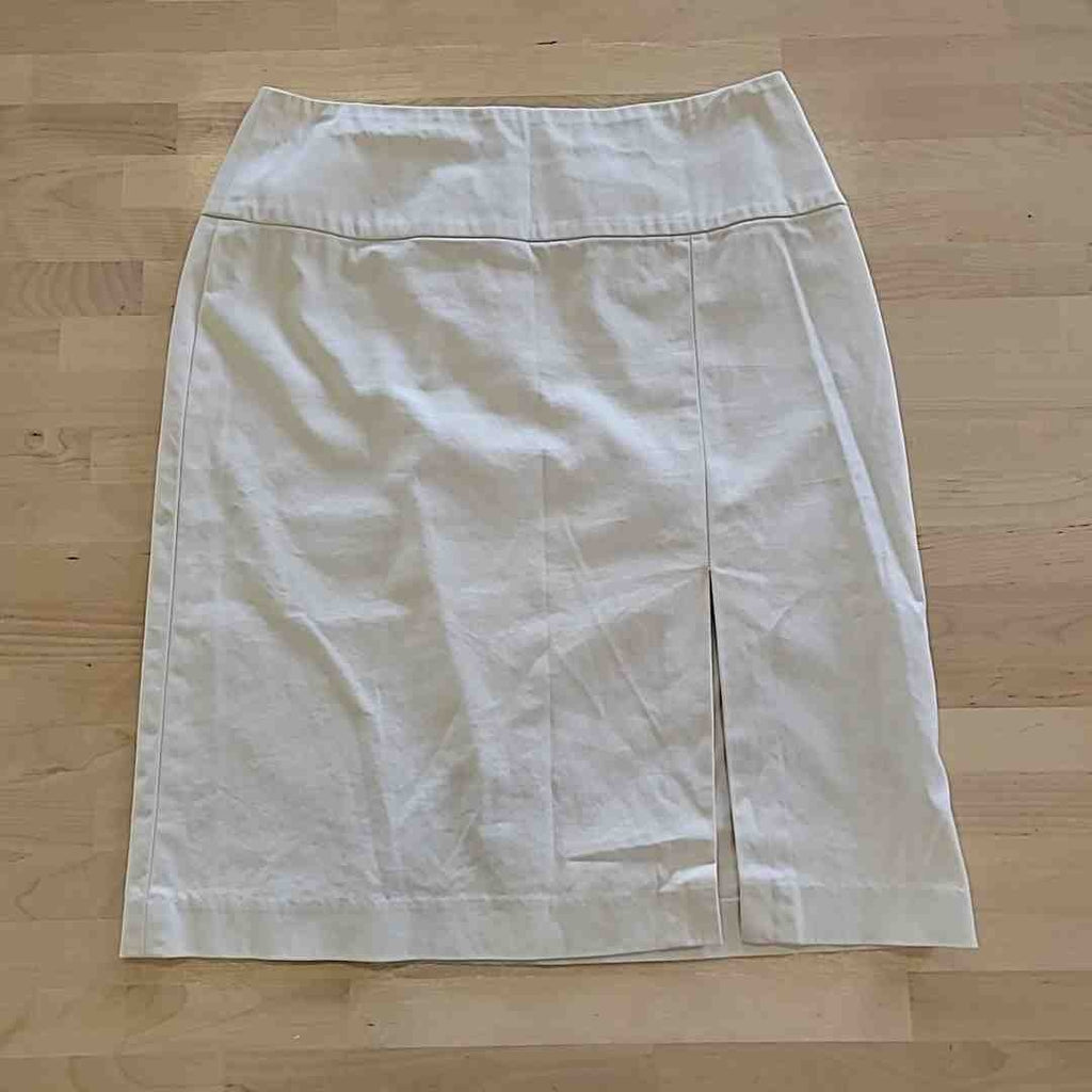 Banana Republic Size 2P White Skirt