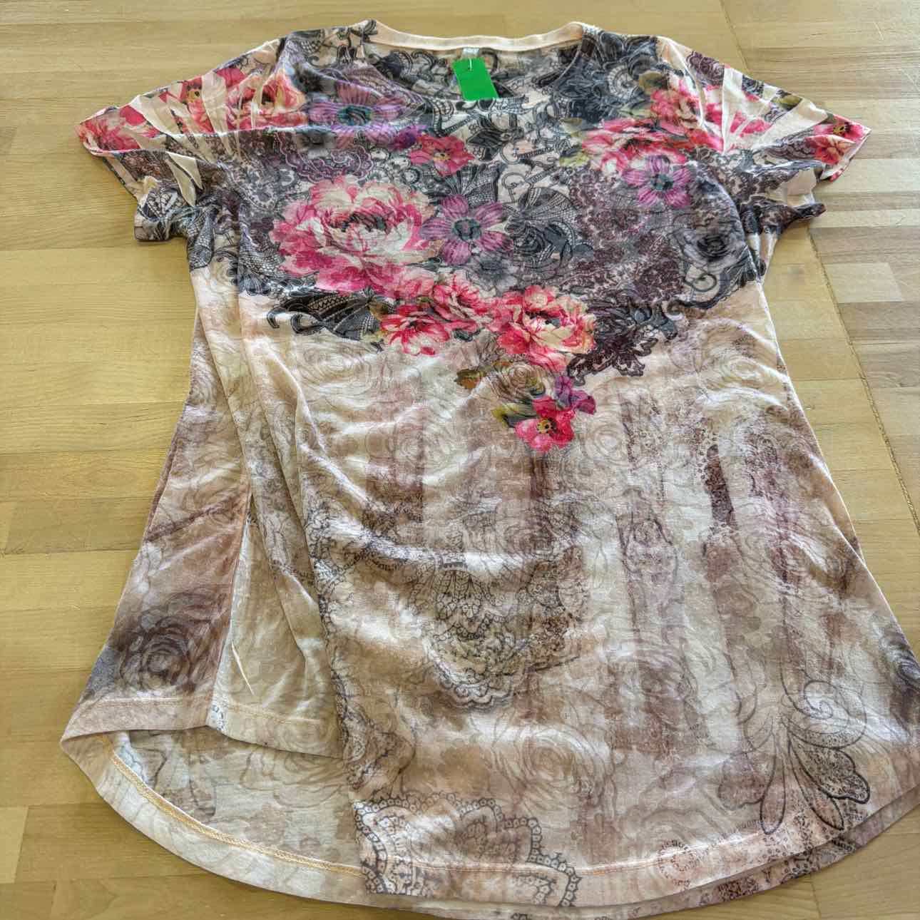 Sedona Size L Pink Preloved Shirt