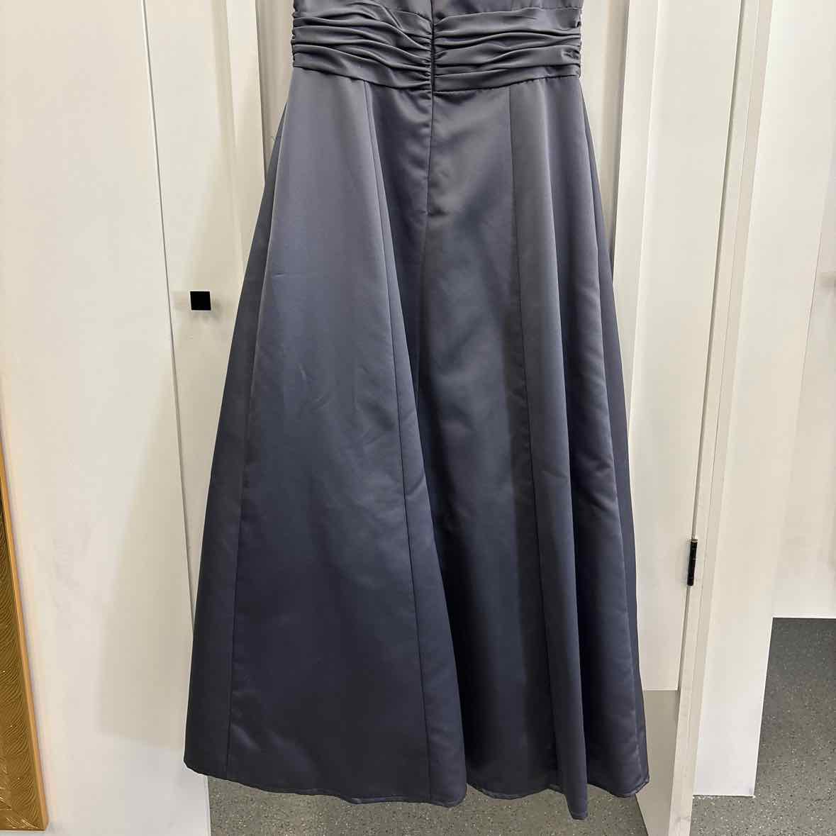 Davids Bridal Size 14 Gray Dress