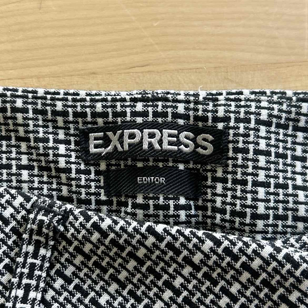 Express Size 0 Black/White Preloved Pants