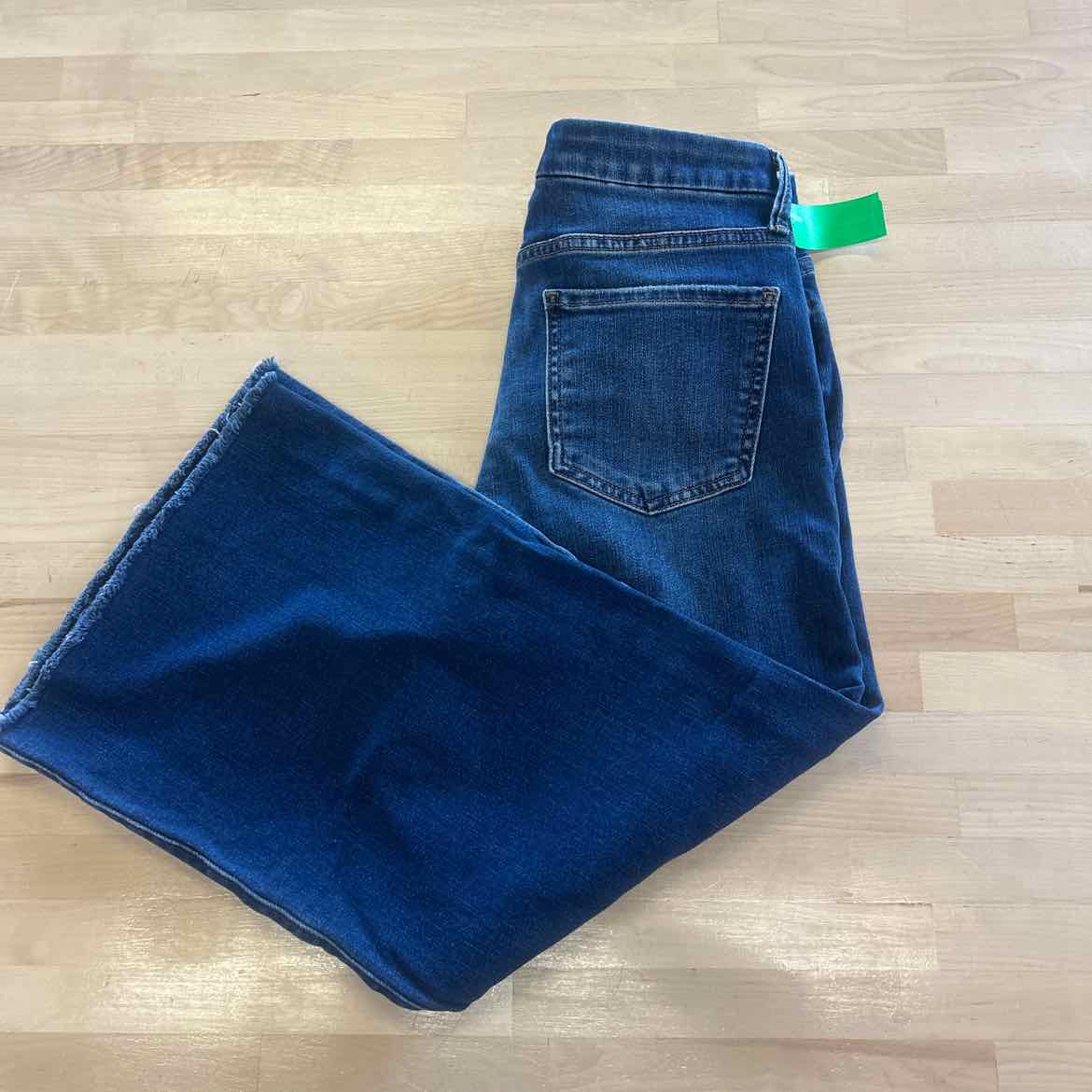 Kut from the Kloth Size 8 Blue Denim Preloved Capris