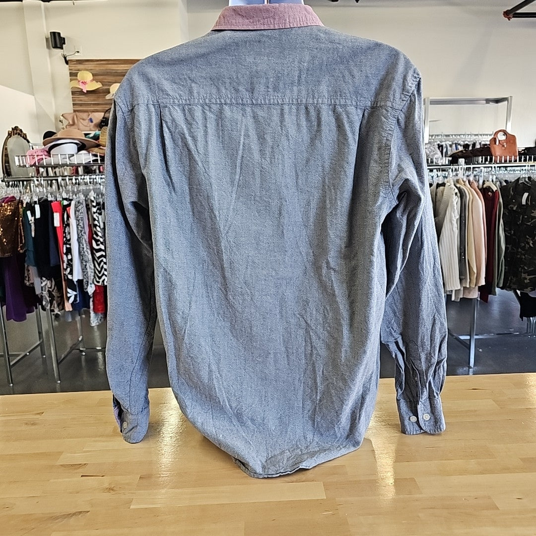 Retrofit Size XL Gray MENS Button Down Shirt