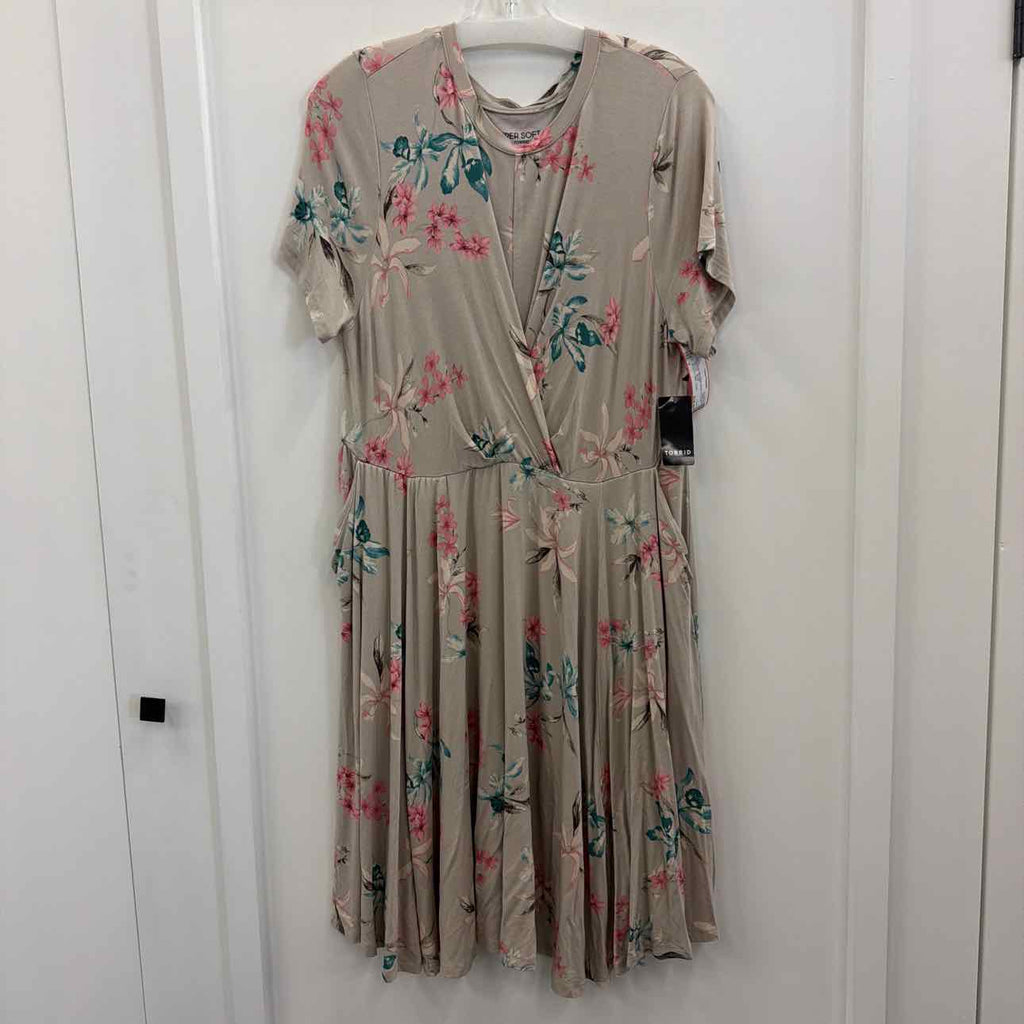 Torrid Size 1 Tan Preloved Dress