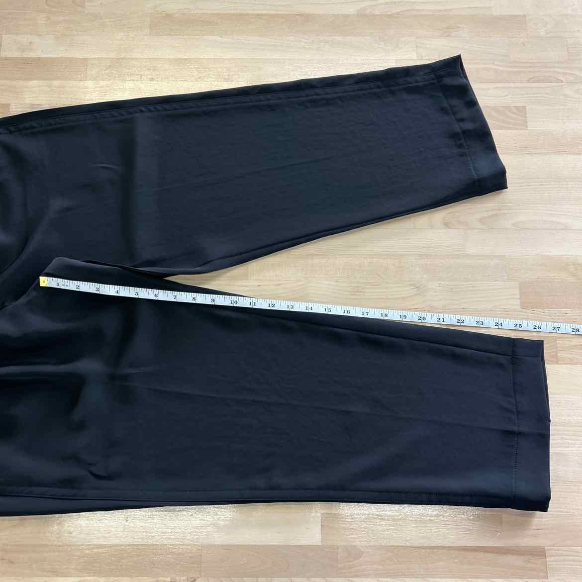 Vince Size L Black Pants