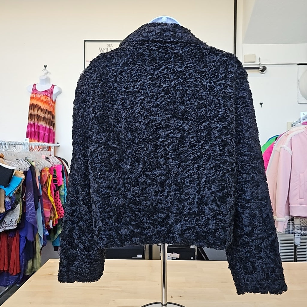 Self E Size S Black Jacket
